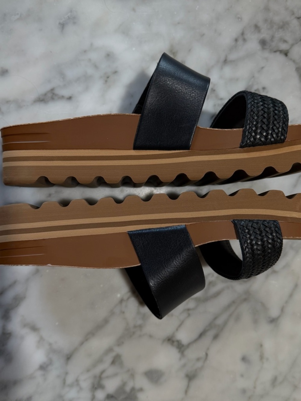 Reef Cushion Vista Hi Sandals - Picture 2 of 4